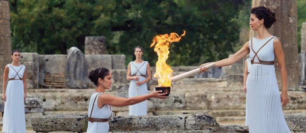 Олимпийский огонь в Афинах в 1896 г