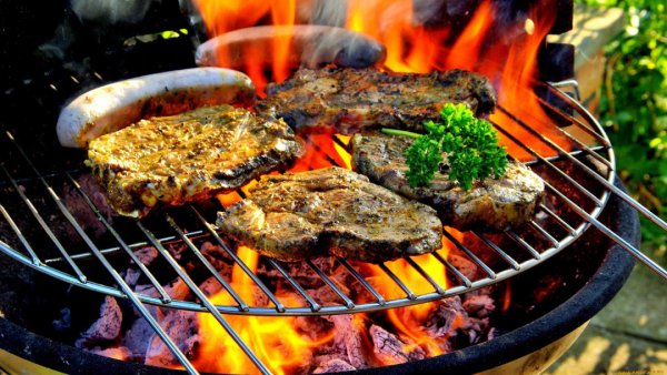 Барбекю на природе