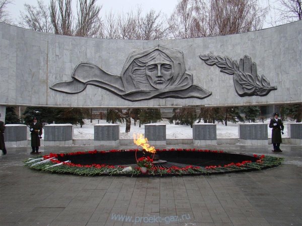 Мемориал вечный огонь Ростов-на-Дону