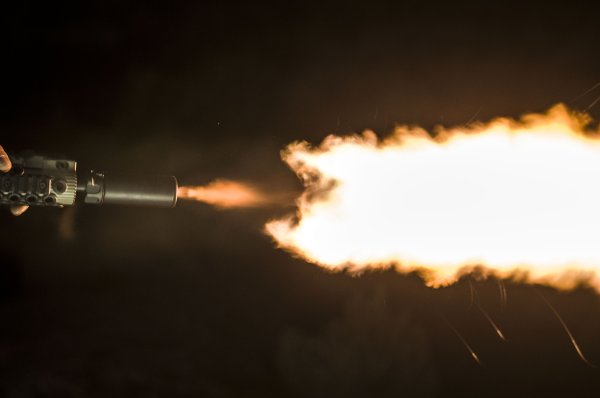 Выстрел из оружия