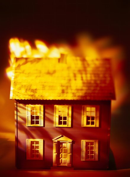 Домик огонь