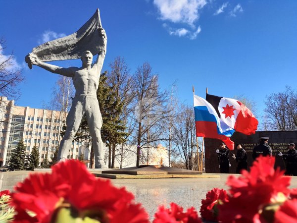 Монумент Победы Ижевск