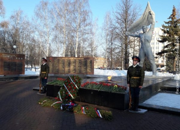 Город Ижевск вечный огонь