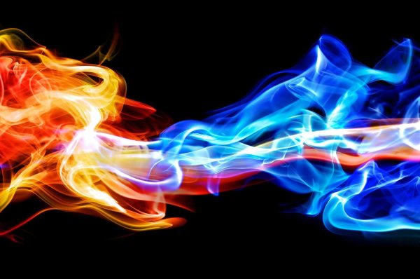 Красное и синее пламя