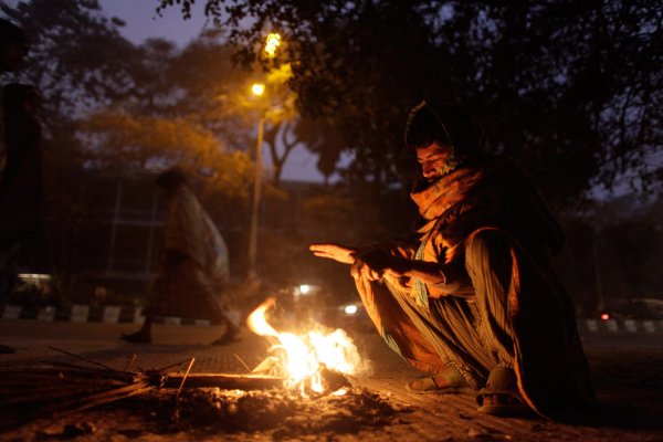 Странник у костра