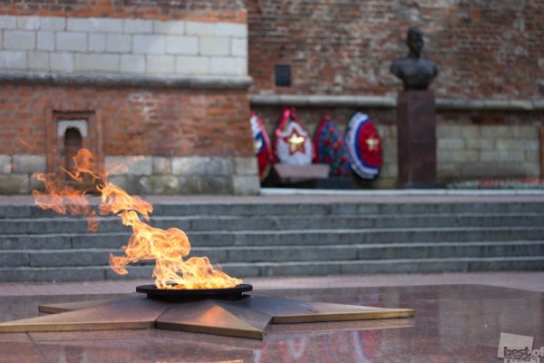 Смоленск вечный огонь в сквере памяти героев