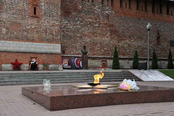 Город Смоленск вечный огонь