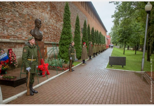 Аллея героев Смоленск
