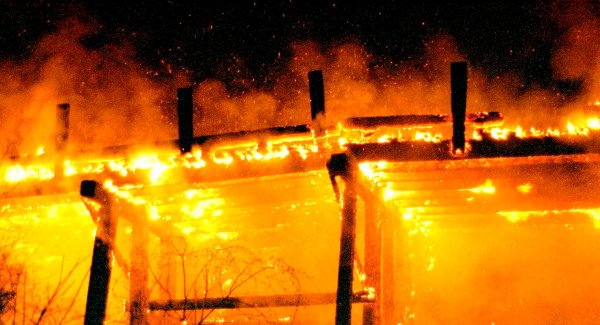 Горящий мост