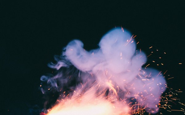 Дым и искры