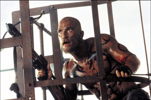 Власть огня (Reign of Fire), 2002