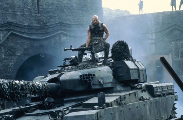 Власть огня (Reign of Fire), 2002