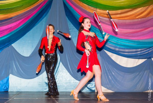 Цирк зажигает огни Владивосток