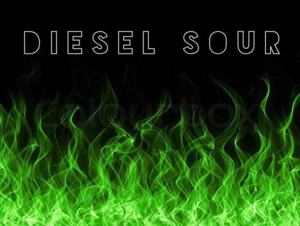 Зелёный огонь на чёрном фоне