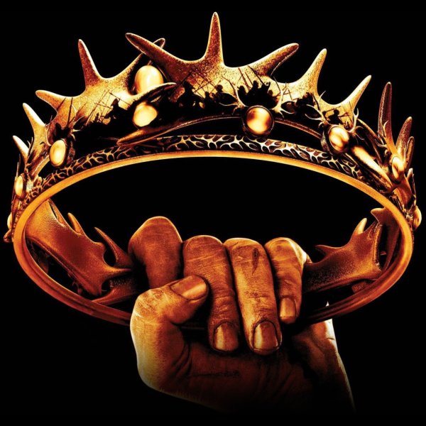 Корона в руках