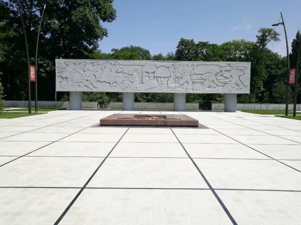 Мемориальный комплекс вечный огонь Краснодар