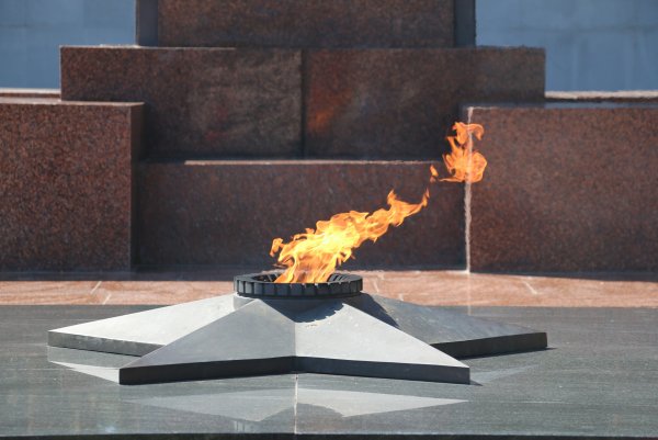 Беляев вечный огонь