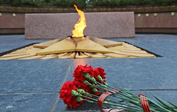 Нефтегорск вечный огонь