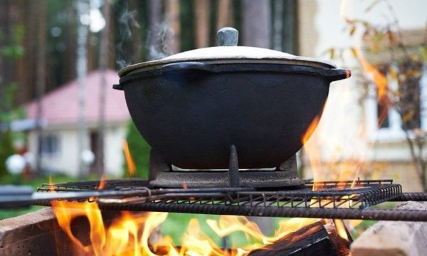 Казан на костре