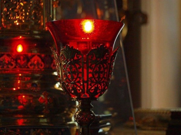 Лампадка в церкви