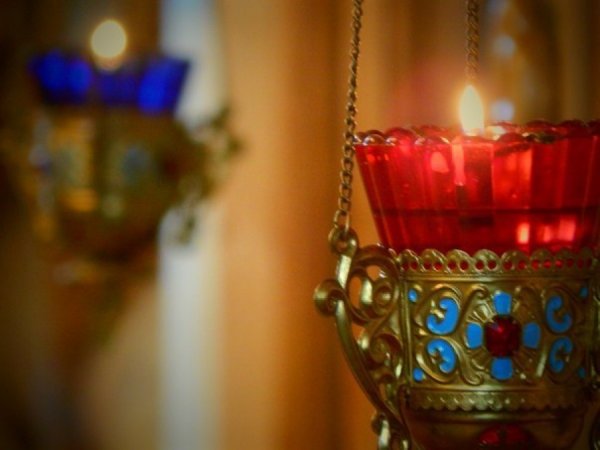 Горящая лампада