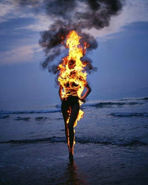 Горящая голова