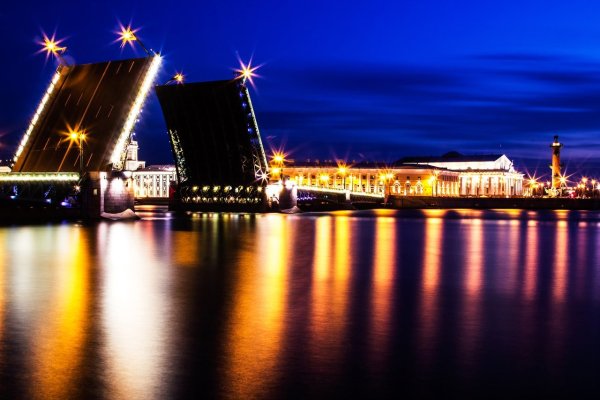 Ночной город Питер в высоком разрешении