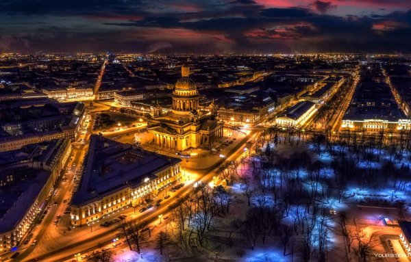 Исаакиевский собор ночью вид сверху