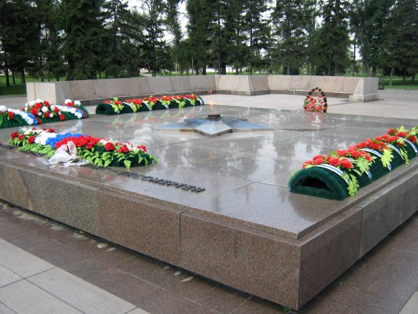 Вечный огонь город Иркутск