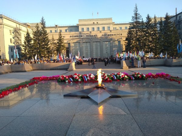 Мемориальный комплекс вечный огонь Иркутск