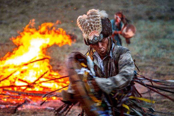 Николай Ооржак камлание