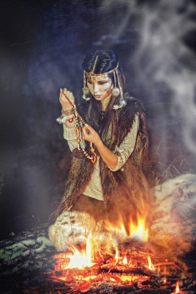 Женщины шаманки