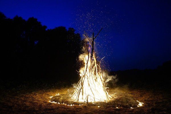 Мистический костер