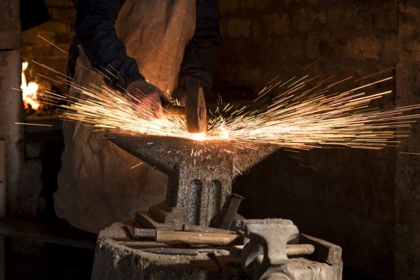 Ковка кузнец