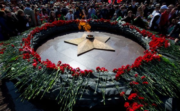 Вечный огонь г Челябинск