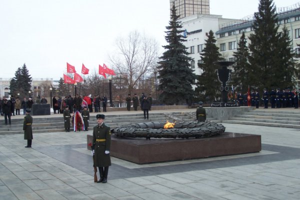 Мемориал вечный огонь Челябинск