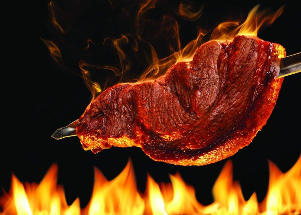 Шашлык на огне