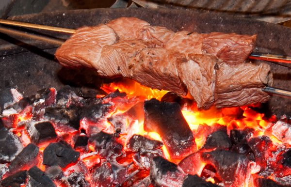 Костры мясо шашлыки