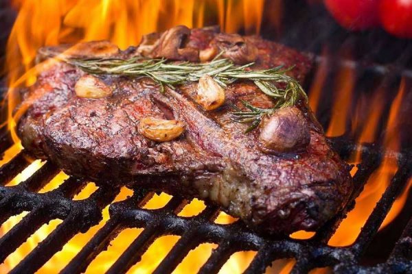 Мясо на открытом огне