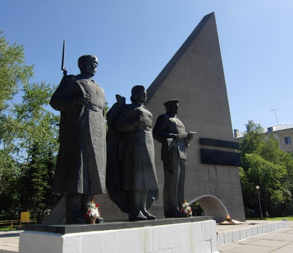 Монумент Победы в Великой Отечественной войне Архангельск