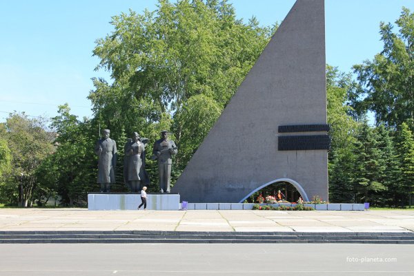 Монумент Победы в Архангельске