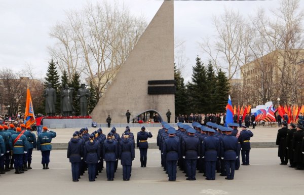 Монумент Победы в Архангельске