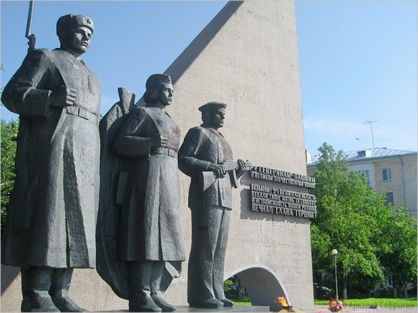 Монумент Победы в Великой Отечественной войне Архангельск