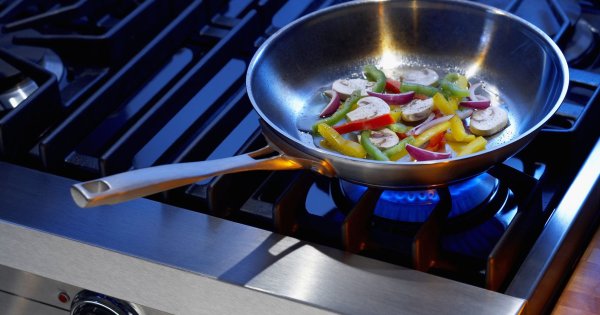 Приготовление пищи на газовой плите