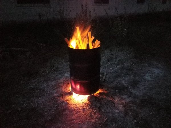 Бочка с огнем