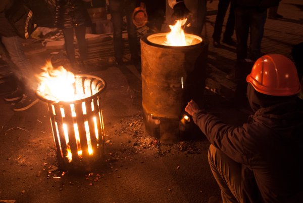 Горящие бочки