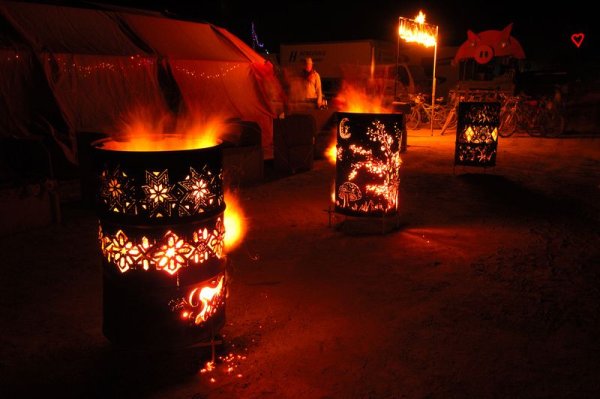 Горящая бочка