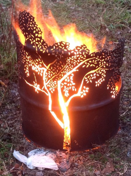 Очаг для костра из бочки