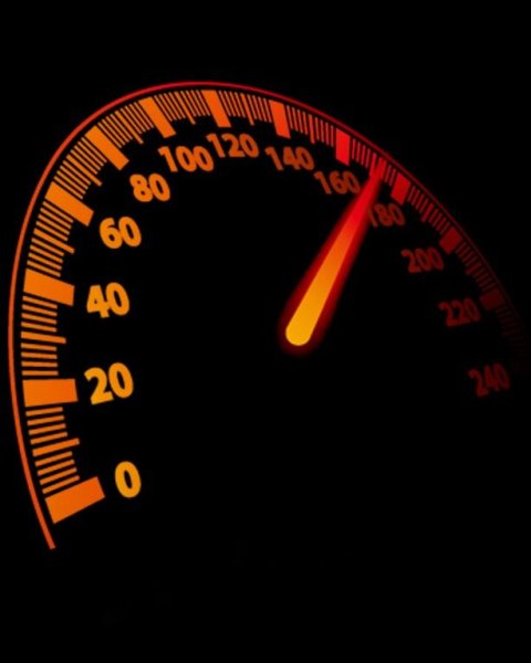 Спидометр на полной скорости