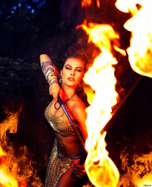 Фотосессия с огнем девушка